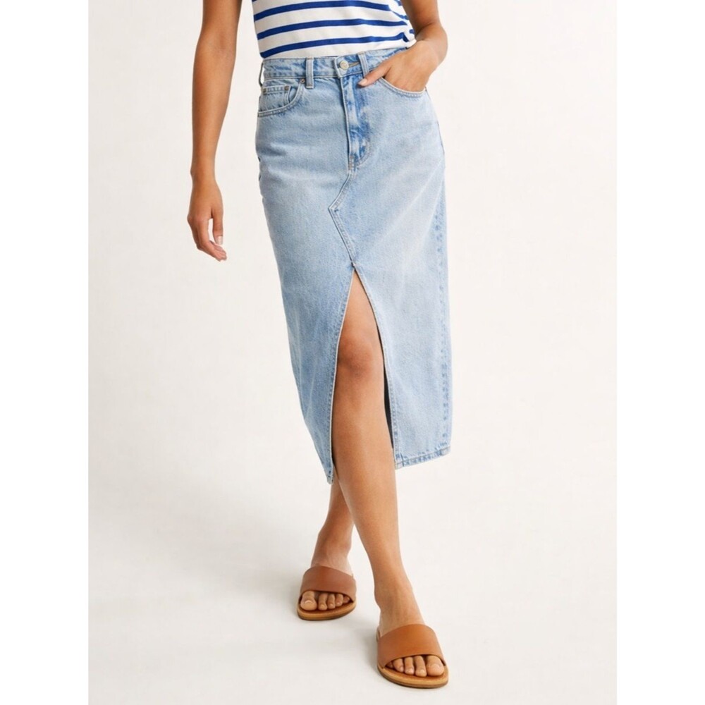 Abercrombie & Fitch Denim Midi Skirt 33/16 High Rise Light Wash Slit Jean Skirt